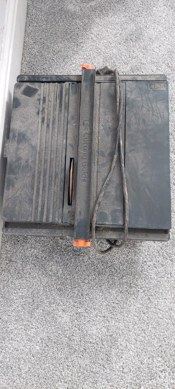 B \u0026 Q TC110 Tile Saw with Blade | in 